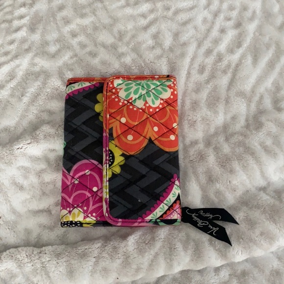 Vera bradley hand wallet Clearance